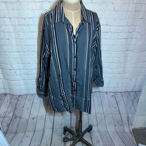 Perry Ellis Men's Blue and Gray Striped Bag